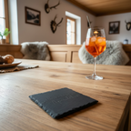 Schiefer-Untersetzer mit Aperol Spritz